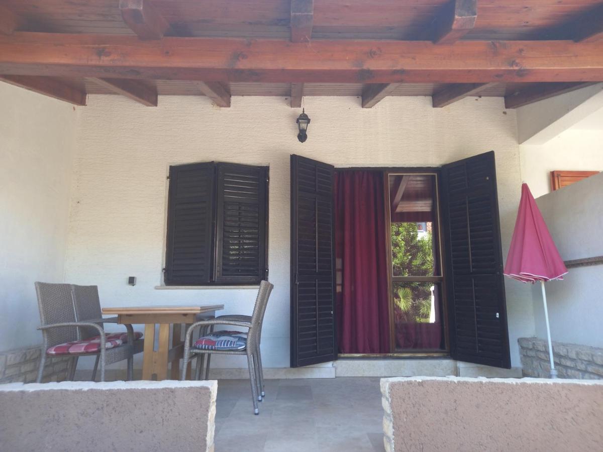 Dubravka 1 Villa Funtana Exterior foto